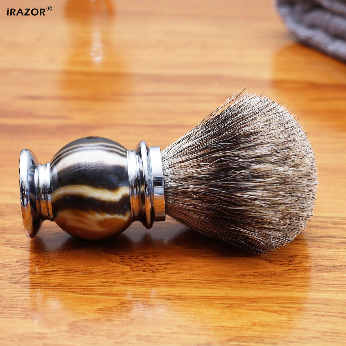 iRAZOR Silvertip Shaving Brush - огляд і ціна Men'S Grooming Organizer